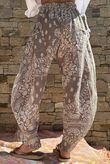 Hush Pillow Cotton Bandana B Classic Barrel Pant Mocha